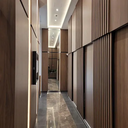 Knezev Park Lux * 노비사드