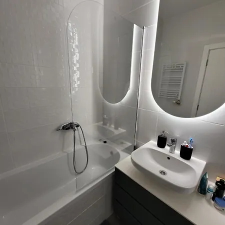 Knezev Park Lux * 노비사드