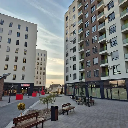 Knezev Park Lux 아파트 *