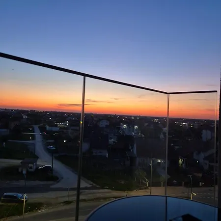 Knezev Park Lux 아파트 노비사드