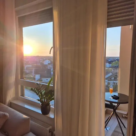 Knezev Park Lux * 노비사드